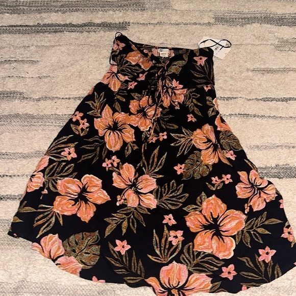 Billabong Dresses & Skirts - Summer strapless dress